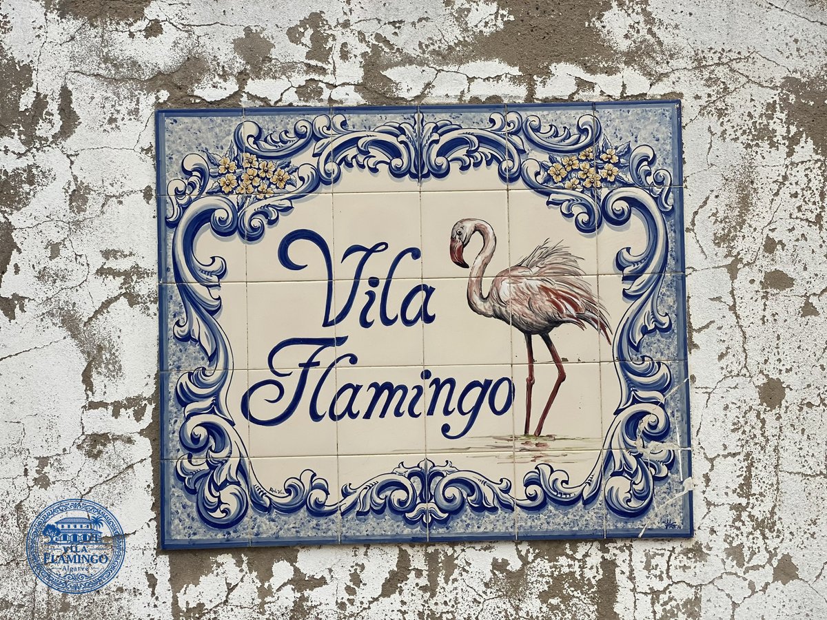 Vila Flamingo 原始阿兹勒赫瓷砖门牌,2022 年